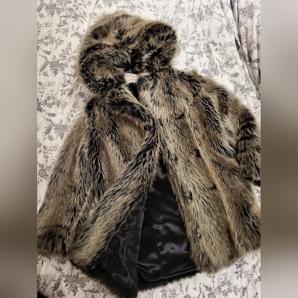 Spirithoods Grey Wolf Hooded Faux Fur Coat